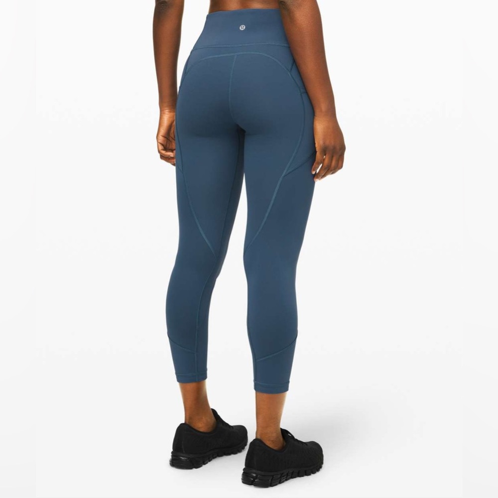 LULULEMON ALL THE RIGHT PLACES HR 23” tights w Pockets Moody Blues